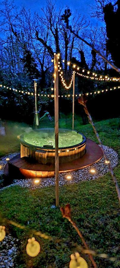 Kuca Za Odmor Malia Sa Spa Hot Tub Jacuzzijem - Nice And Cozy - Free Tickets To All City Attractions Ðurđevac 外观 照片